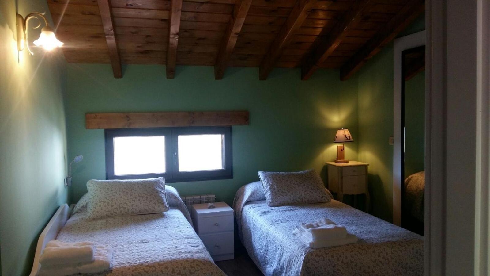 Apartamento Turistico Casas De Manuel La Pola de Gordon Eksteriør billede