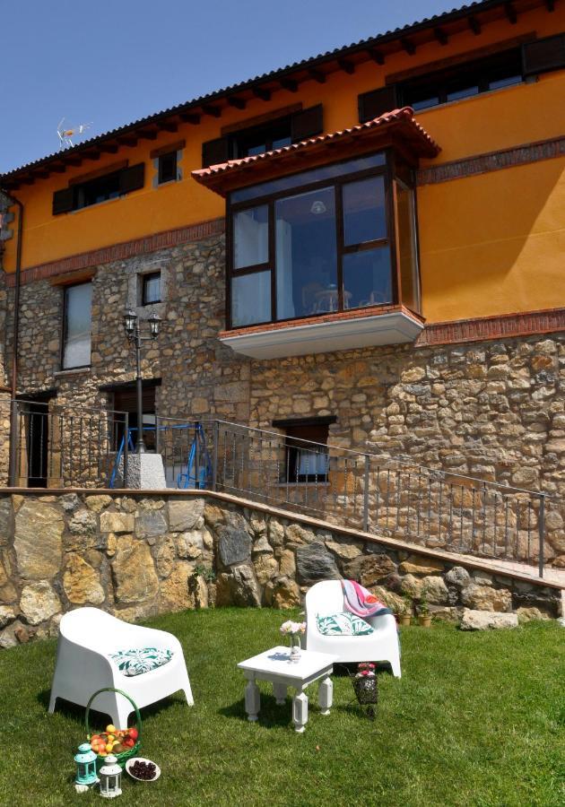 Apartamento Turistico Casas De Manuel La Pola de Gordon Eksteriør billede