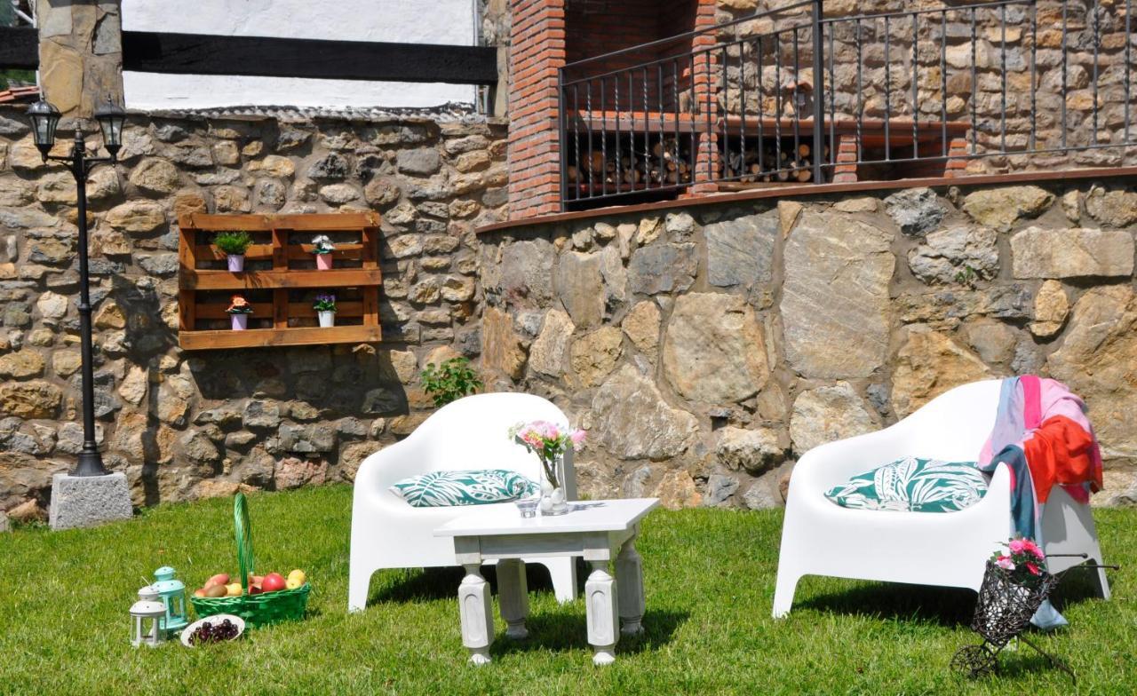 Apartamento Turistico Casas De Manuel La Pola de Gordon Eksteriør billede