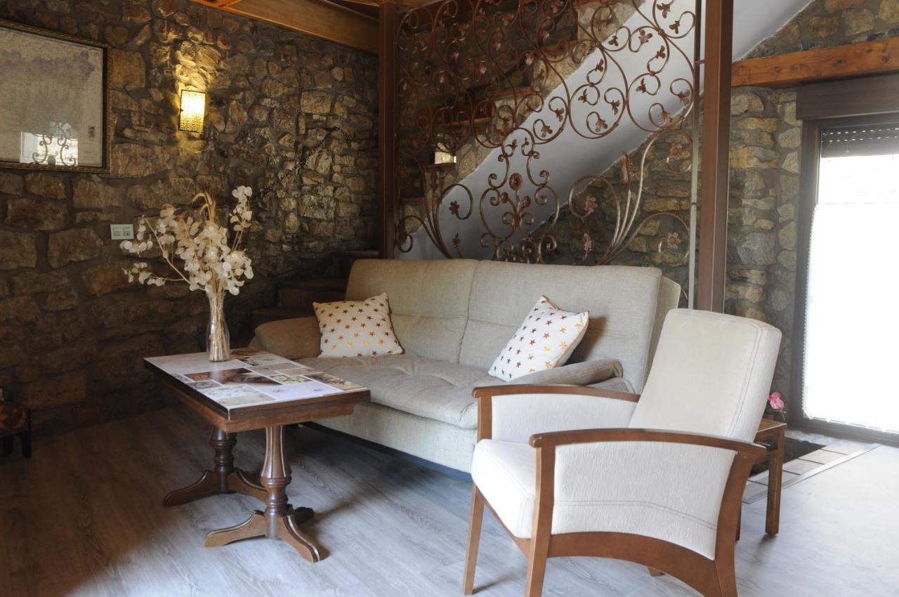 Apartamento Turistico Casas De Manuel La Pola de Gordon Eksteriør billede